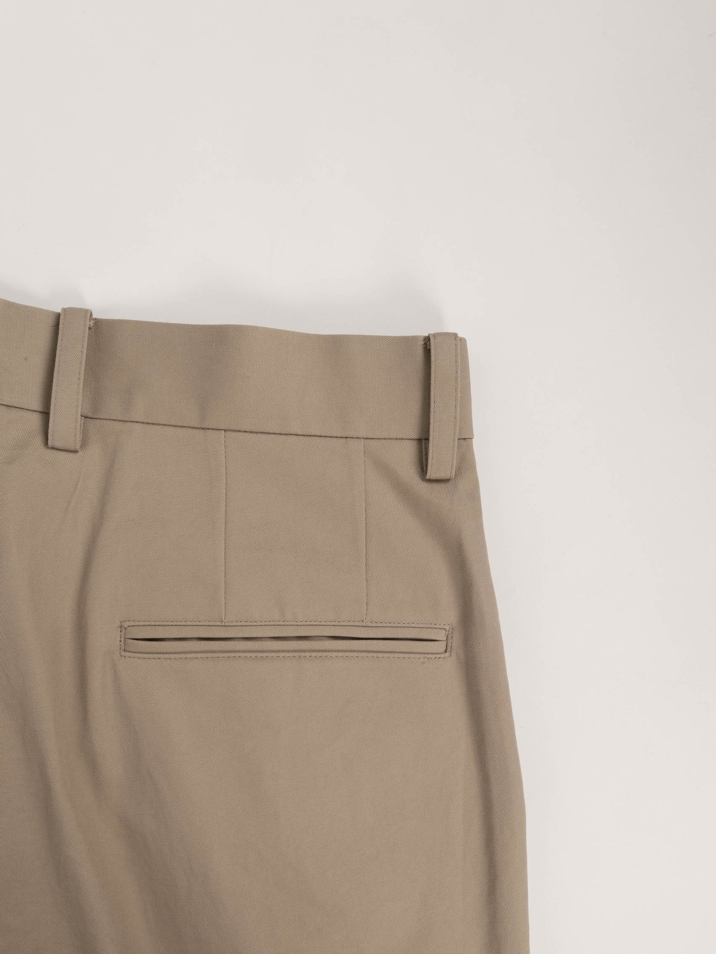 FINX COTTON GABARDINE SLACKS|BEIGE