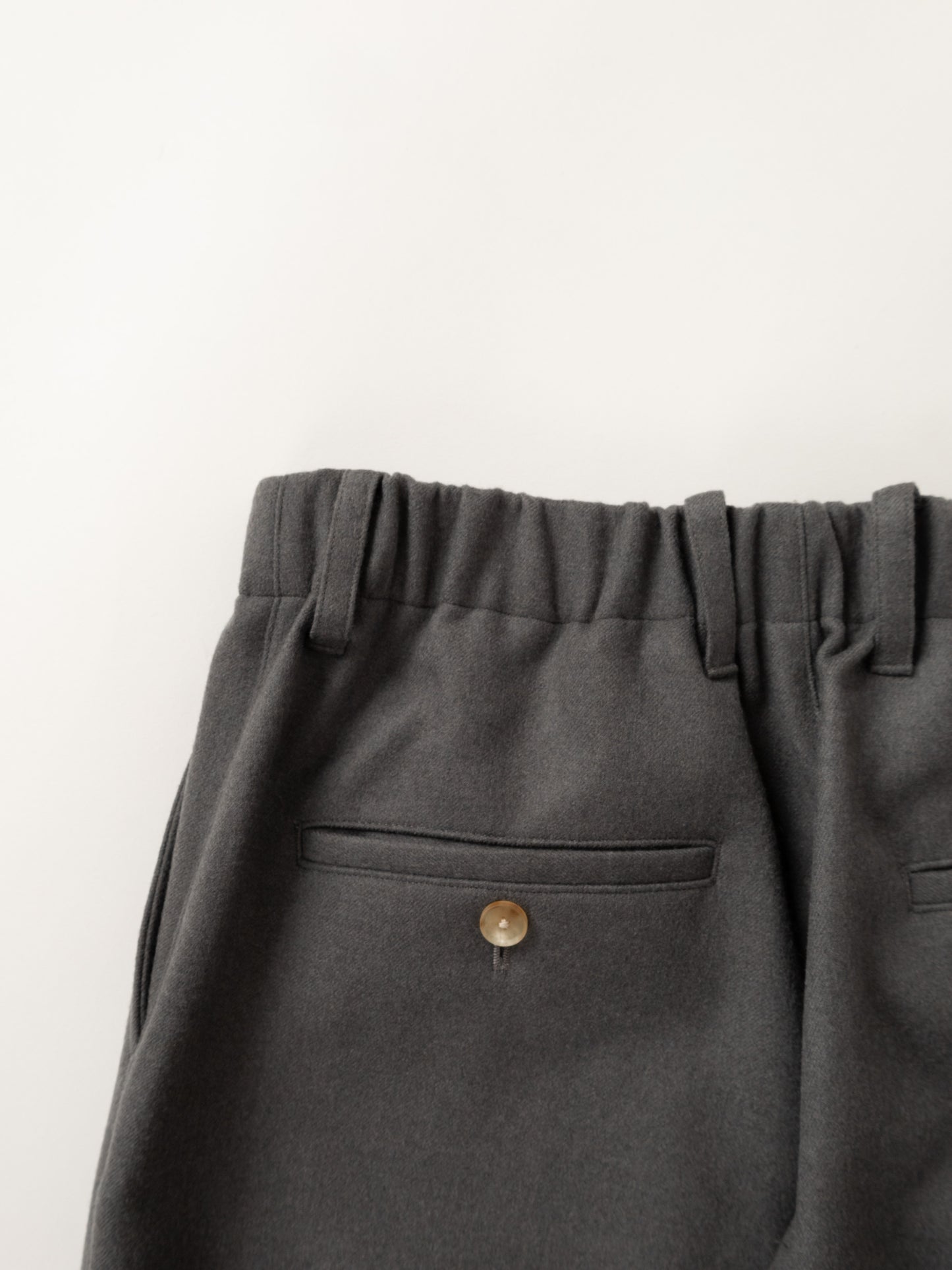 Super130's WOOL DOUBLE CLOTH PANTS|LIGHT GRAY