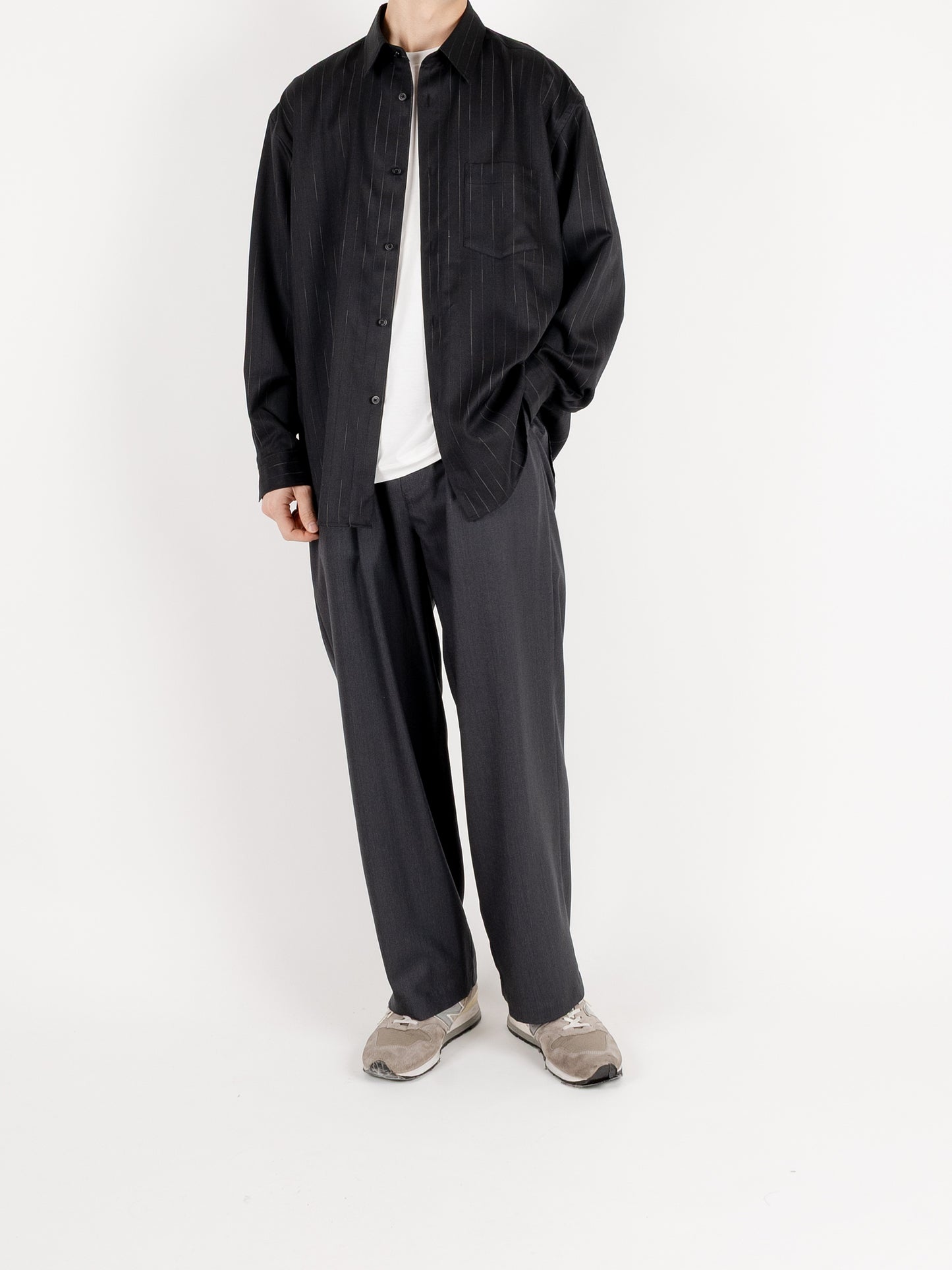 Model 176cm/62kg size M着用