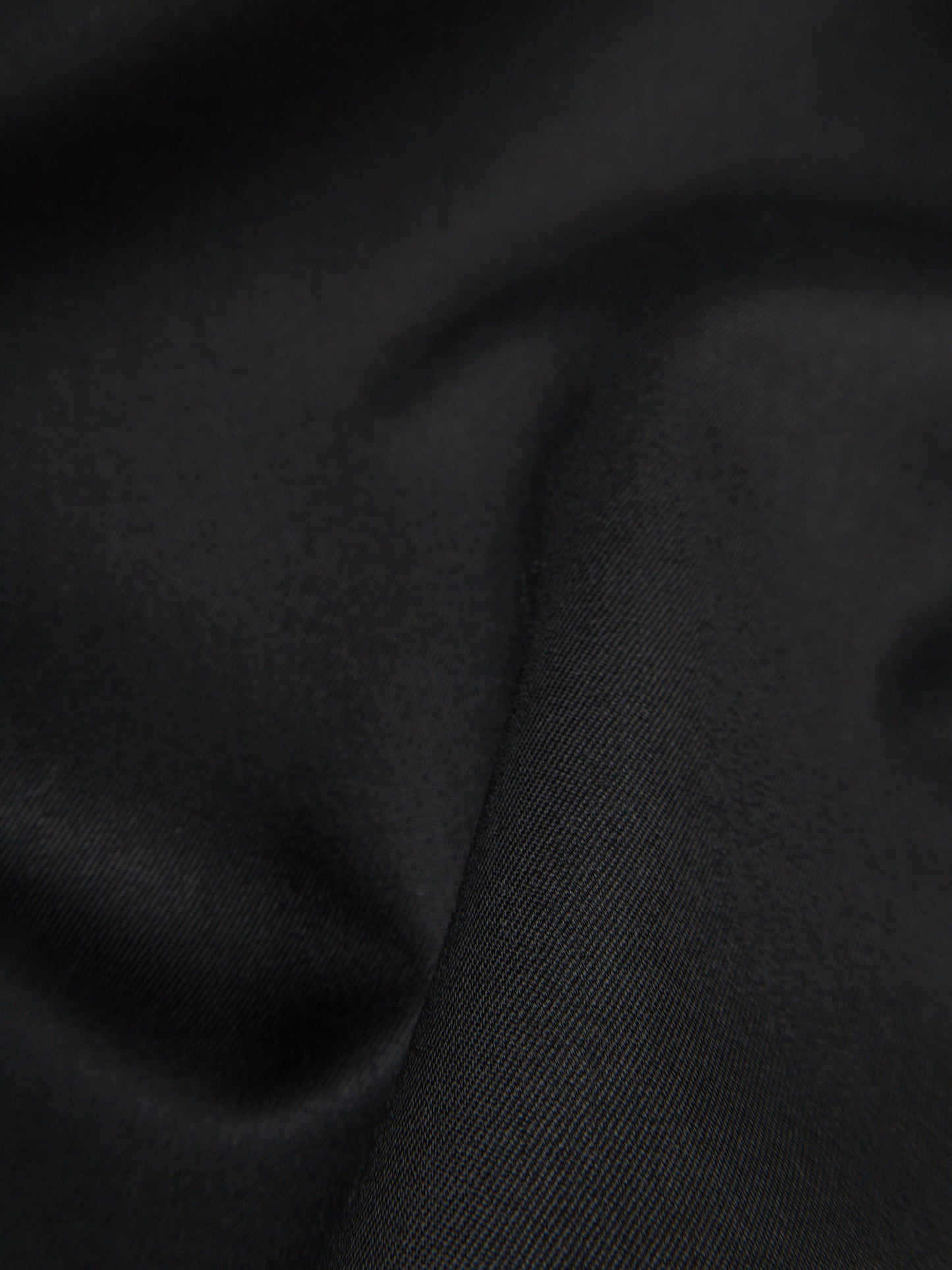 Super130's WOOL LIGHT GABARDINE SHORT PANTS|BLACK
