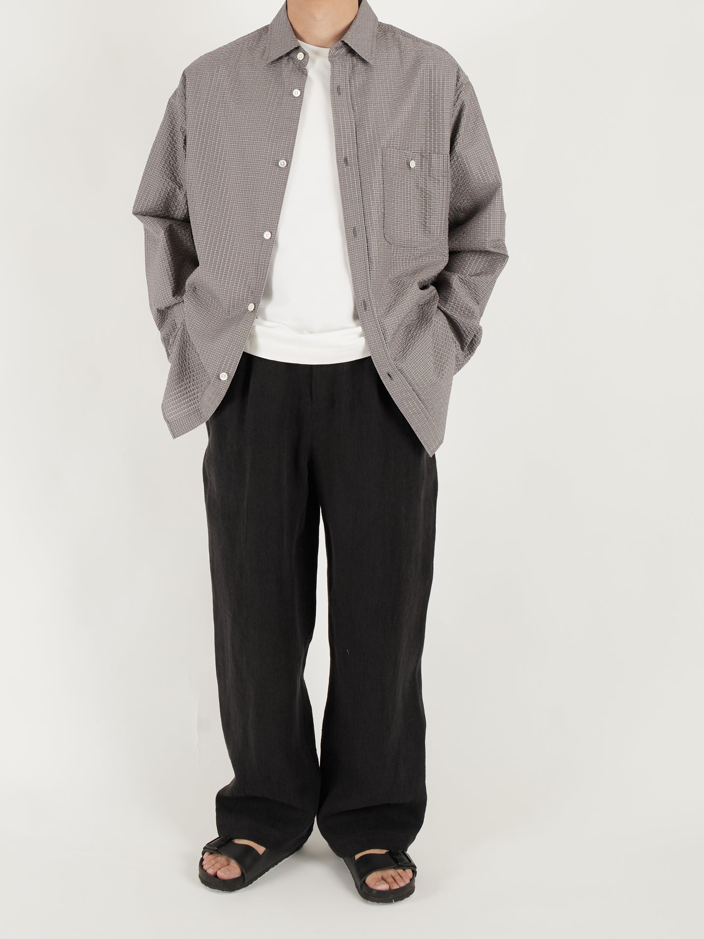 Model 165cm/54kg size M着用