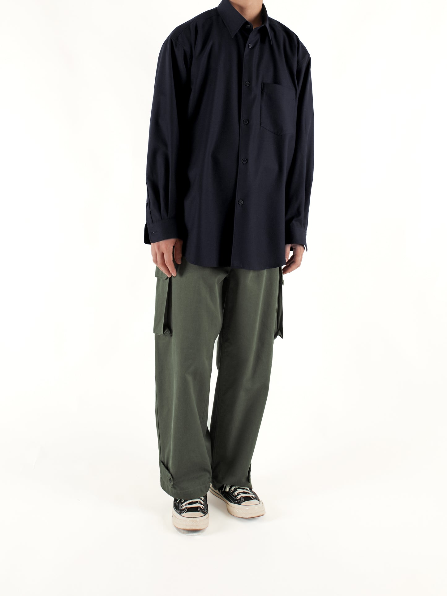 Model 176cm/62kg size L color SPACE NAVY着用