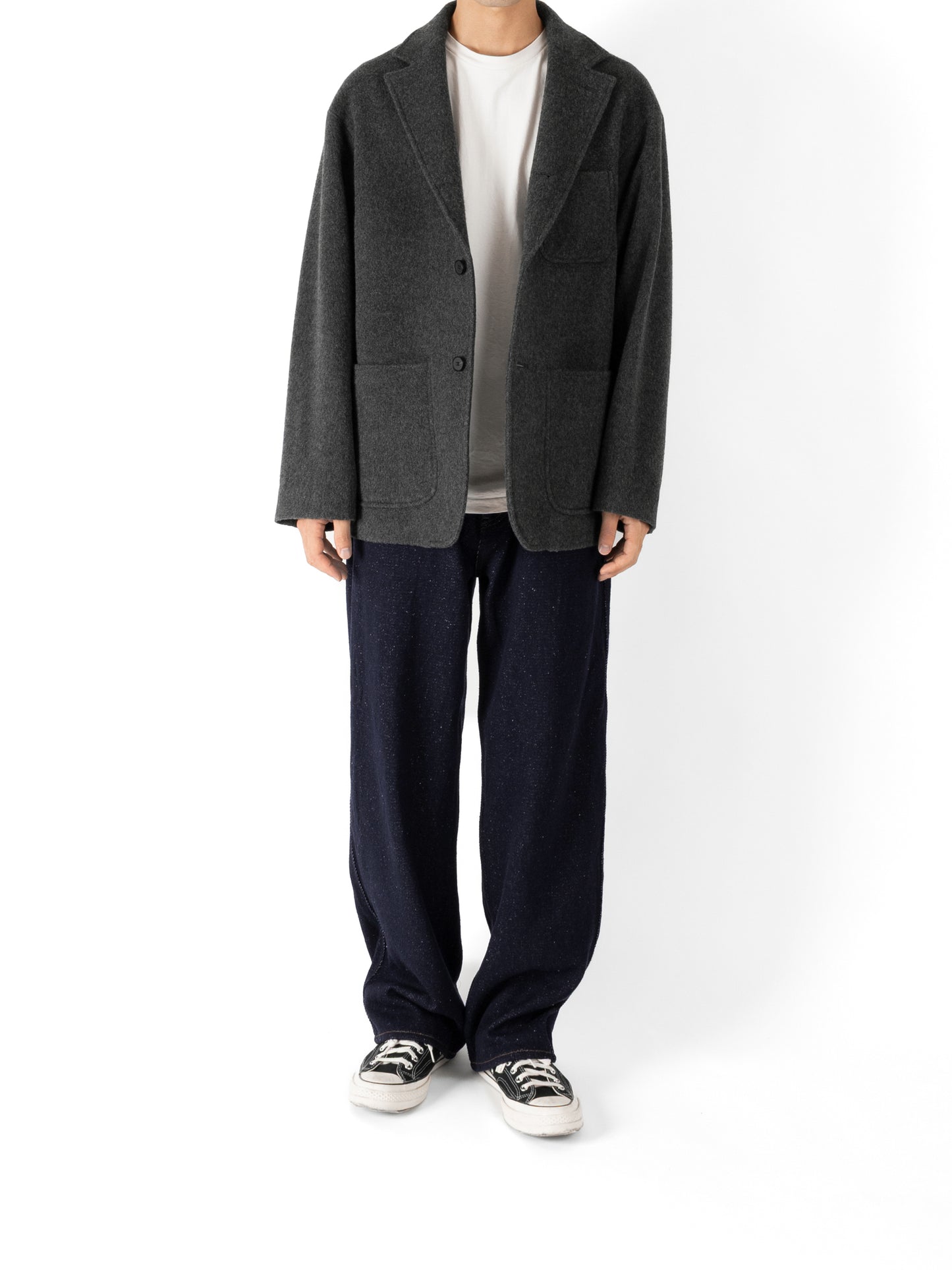 Model 176cm/62kg size M color TOP GRAY着用