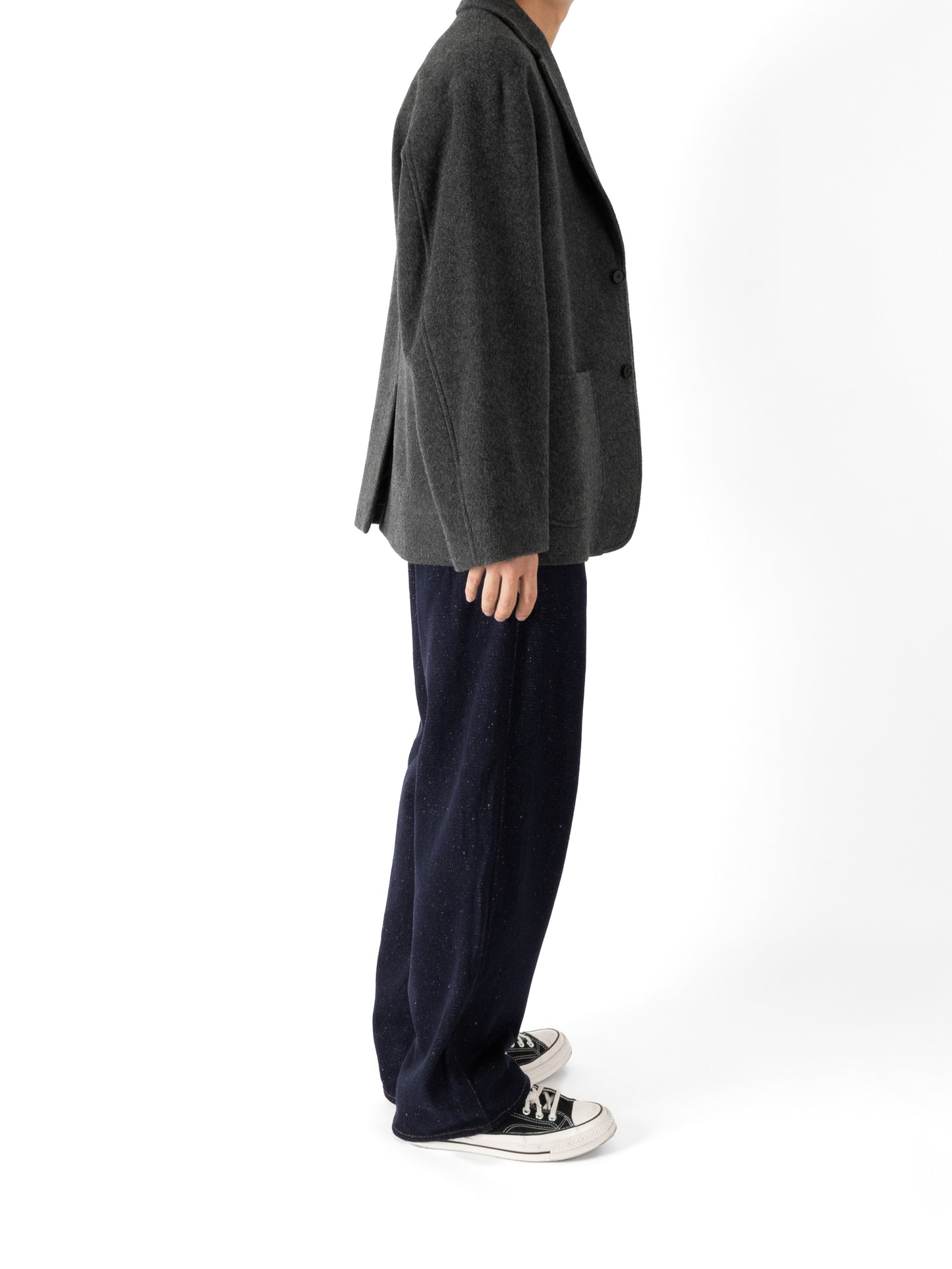 Model 176cm/62kg size M color TOP GRAY着用