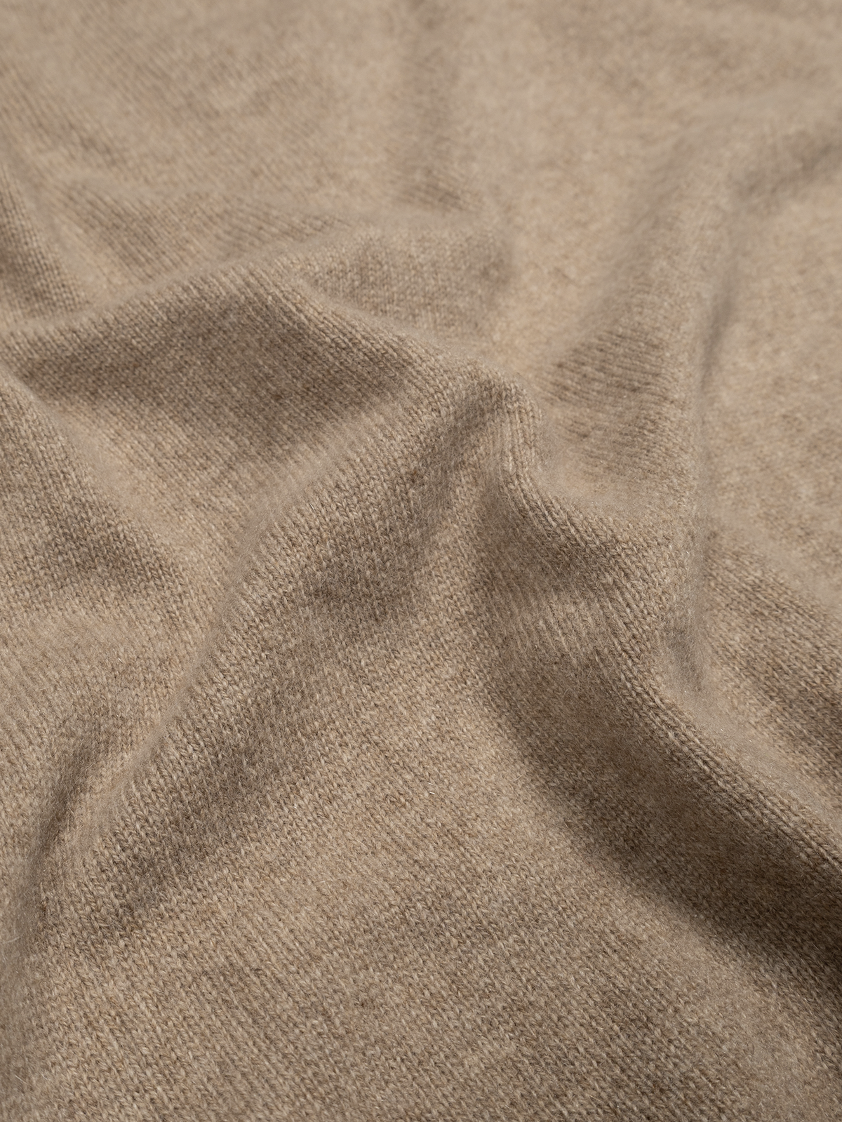 ALASHAN CASHMERE HENLEY NECK SWEATER|TOP BEIGE
