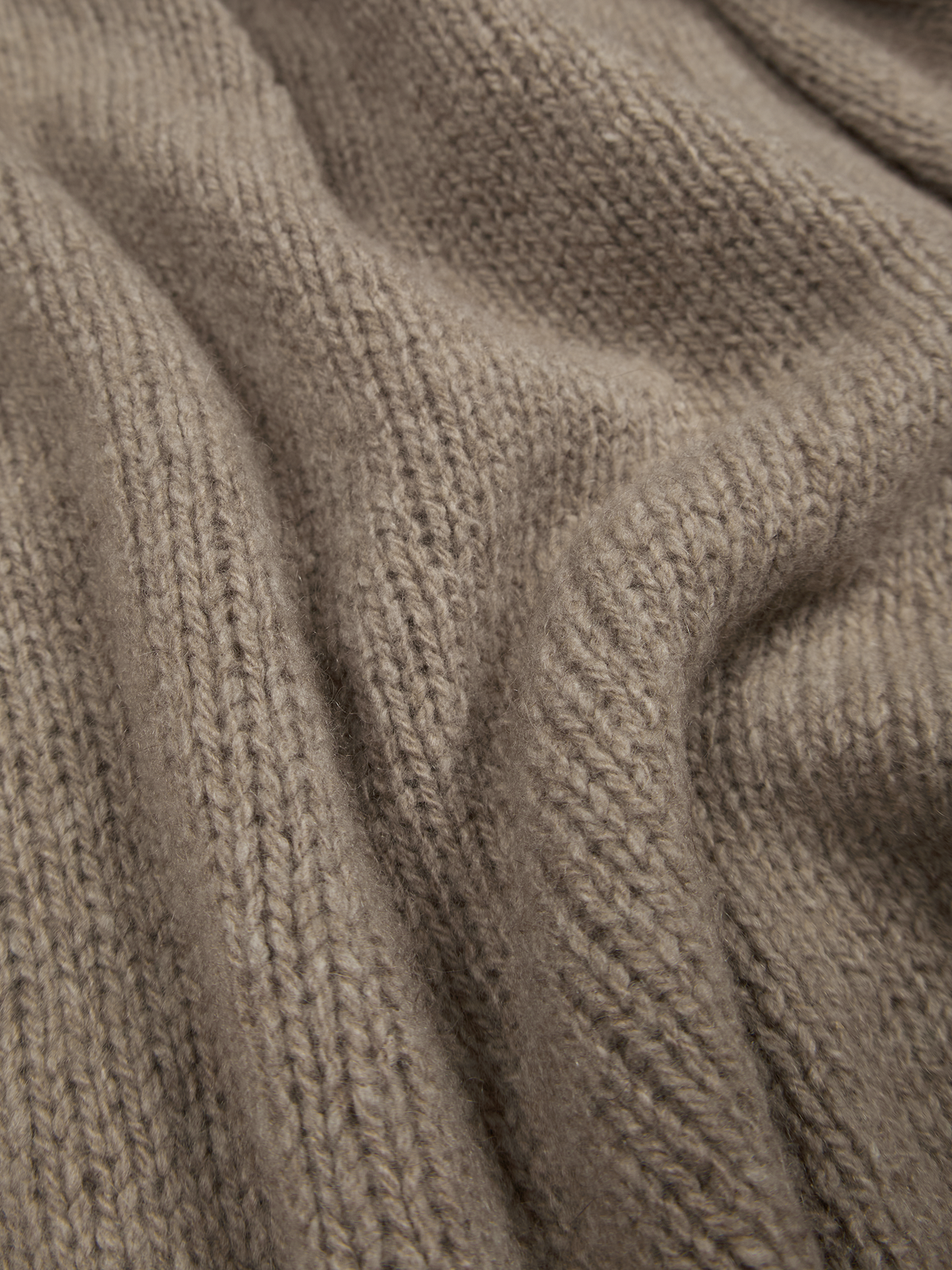CASHMERE/SABLE V-NECK SWEATER|NATURAL