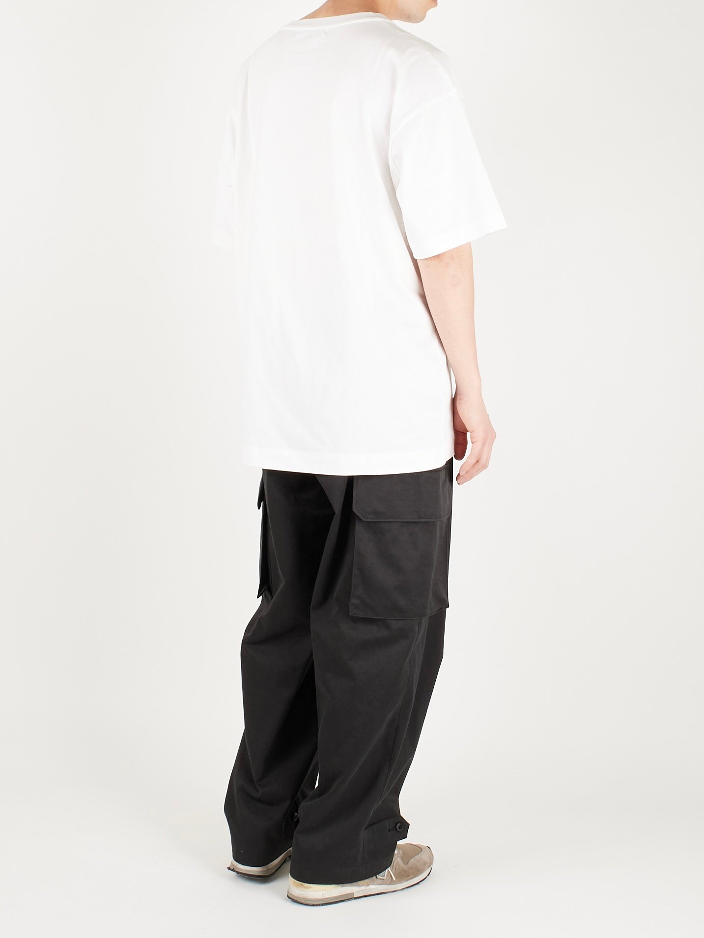 Model 176cm/62kg size M color BLACK着用