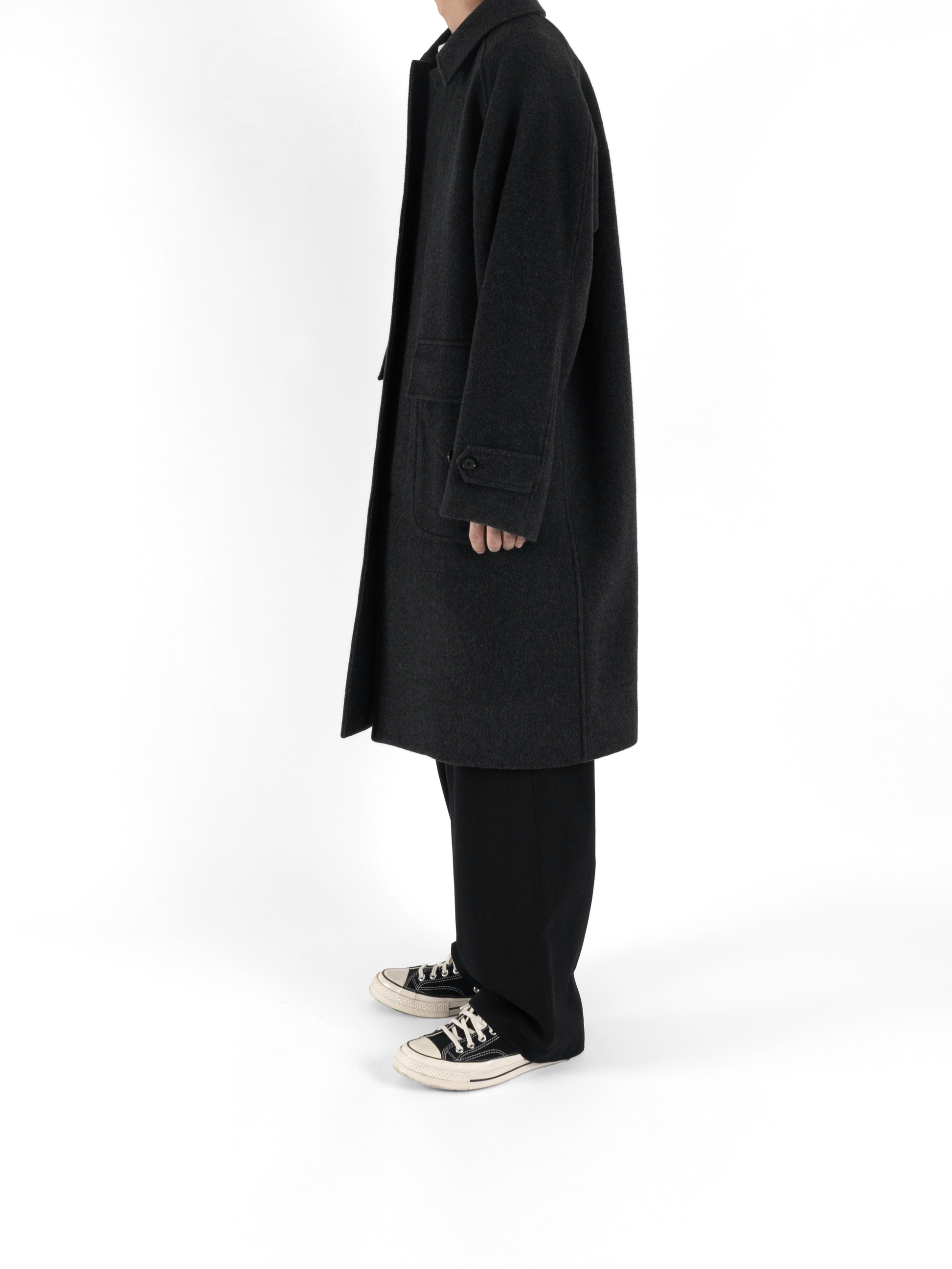 Model 176cm/62kg size M color TOP BLACK着用
