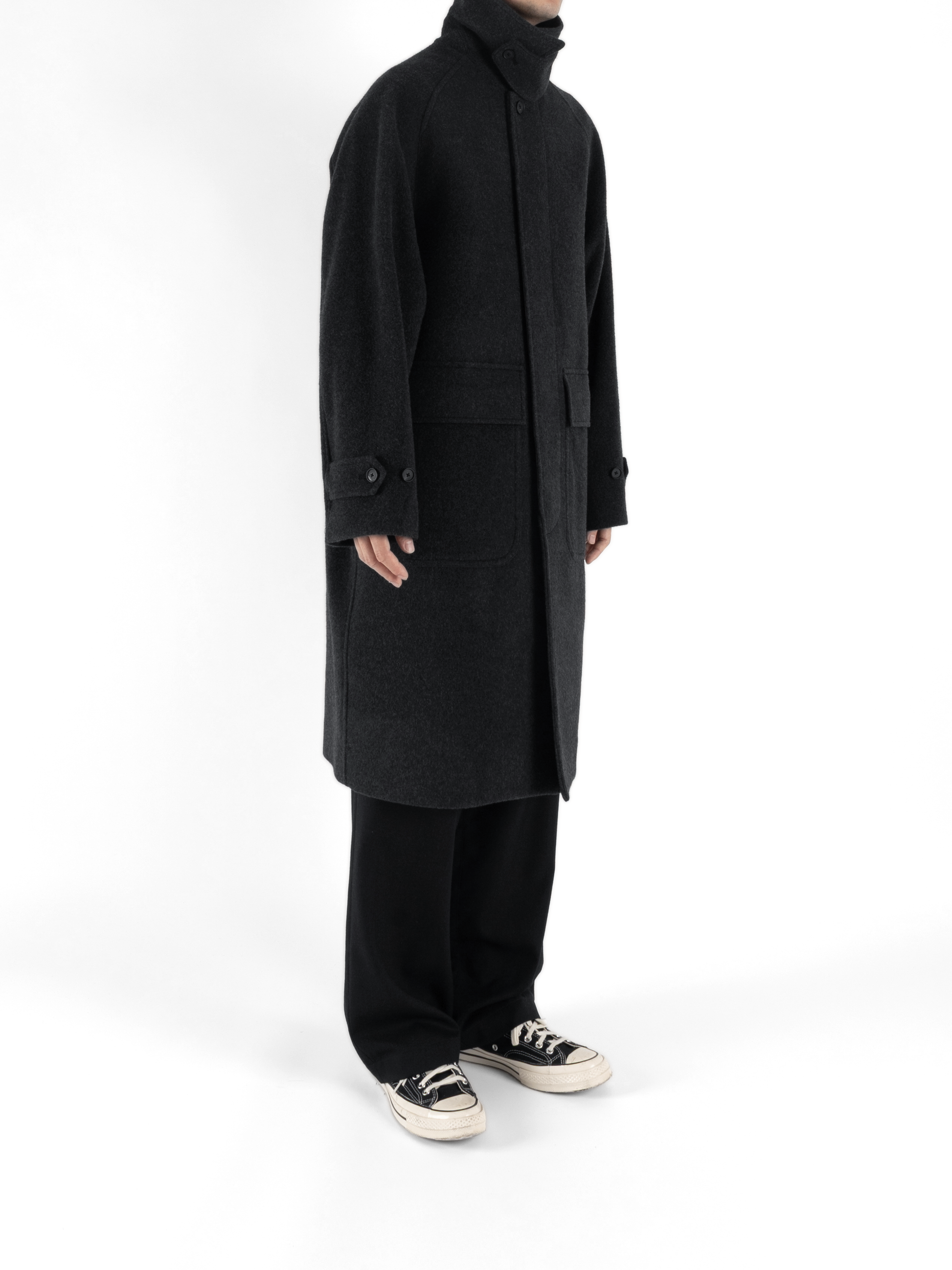 Model 176cm/62kg size M color TOP BLACK着用