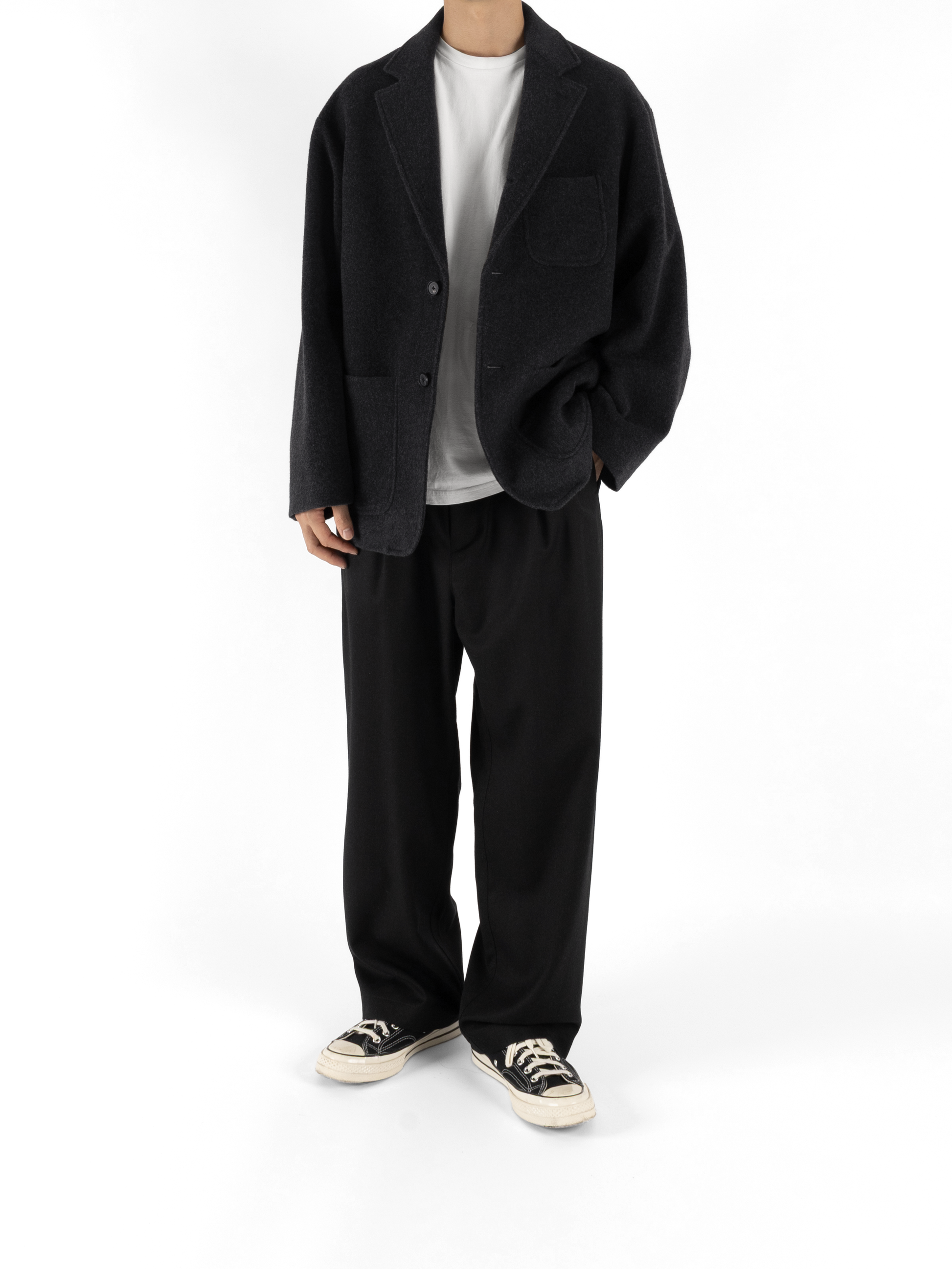 Model 176cm/62kg size M color TOP BLACK着用