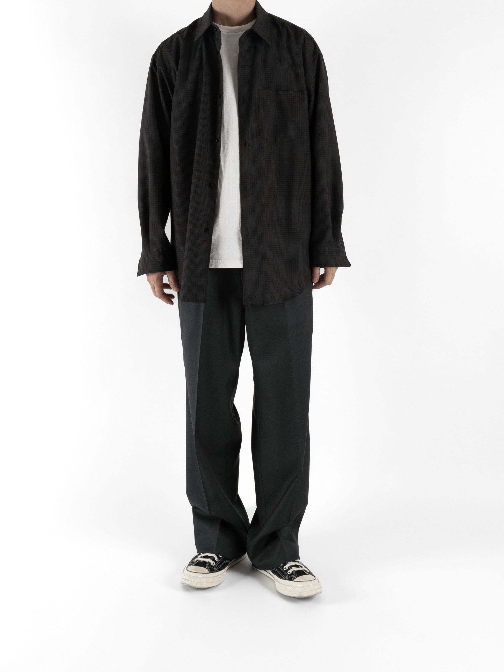 Model 176cm/62kg size L color BLACK CHECK着用