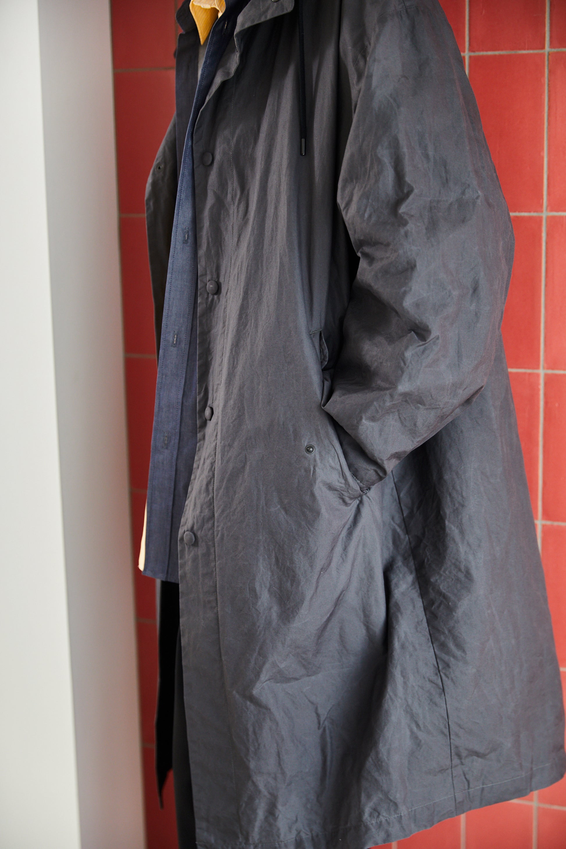Model 184cm size L color CHARCOAL 着用