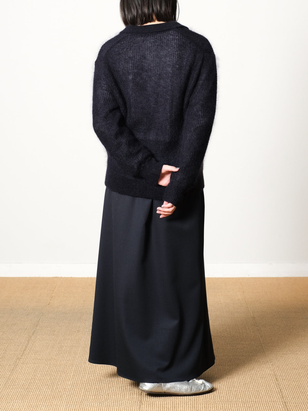 Model 159cm size M color DARK NAVY着用