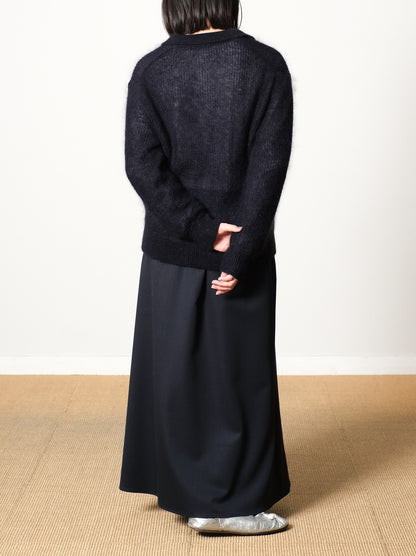 Model 159cm size M color DARK NAVY着用