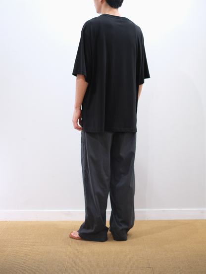 Model 175cm size L color BLACK着用