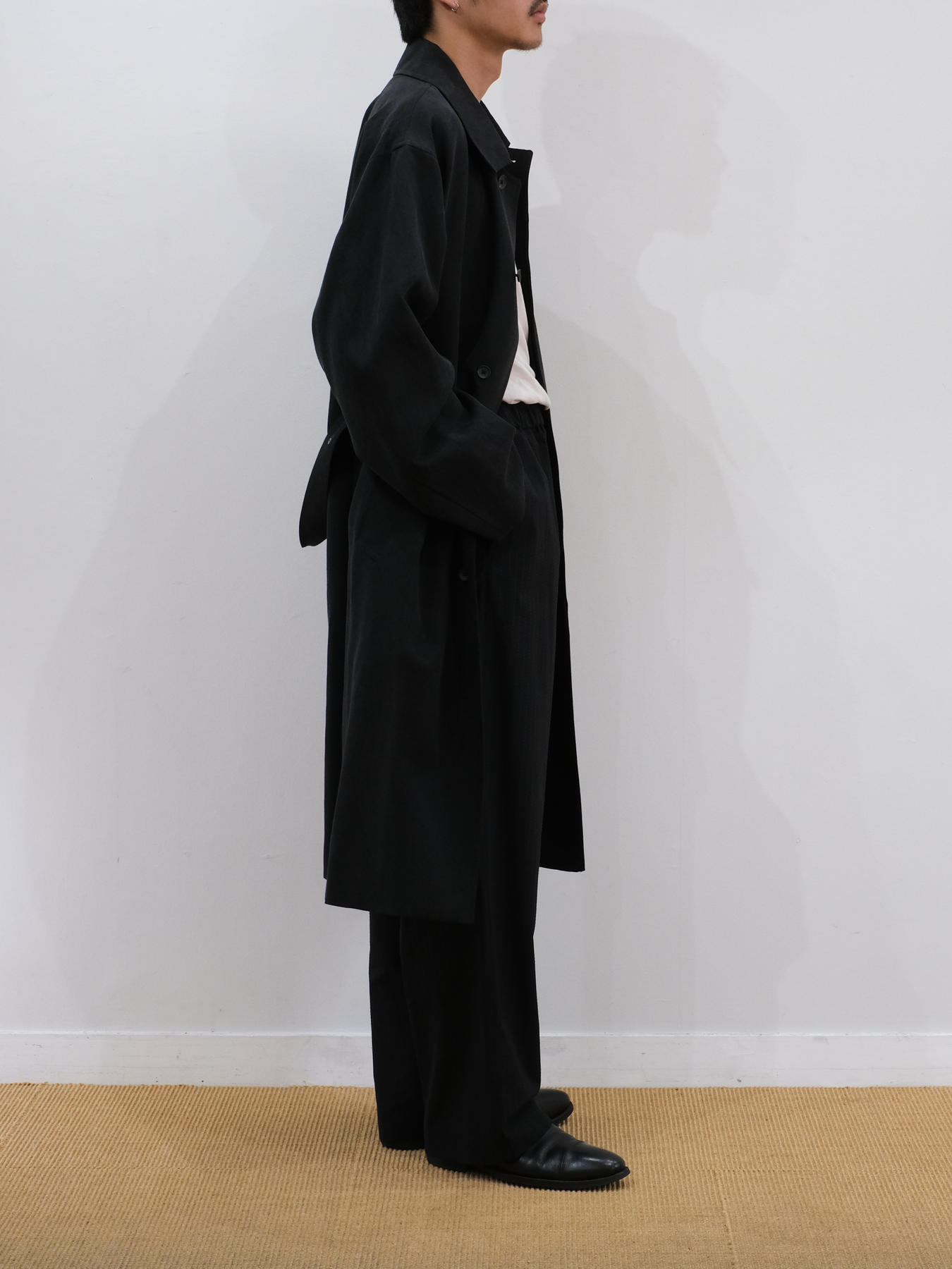 Model 175cm size L color BLACK着用