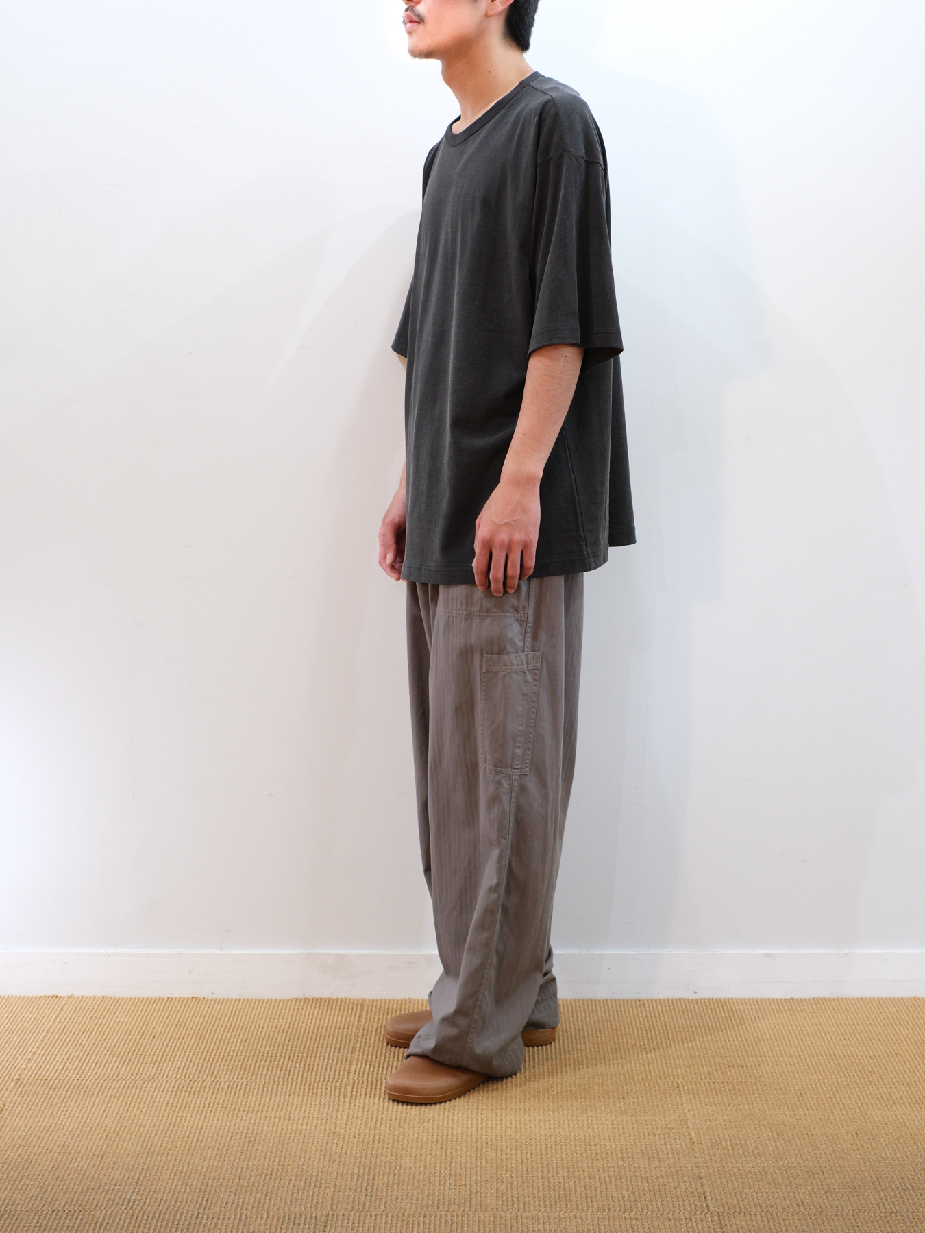 Model 170cm size S color FADED BLACK 着用