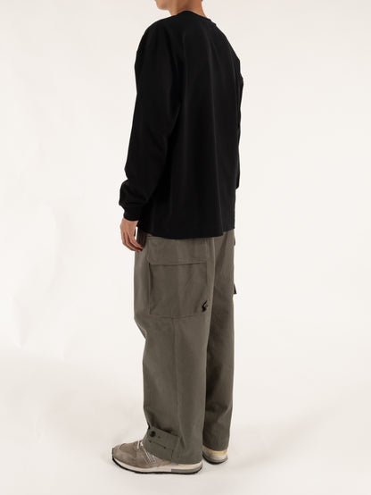 Model 173cm/60kg size M color BLACK着用