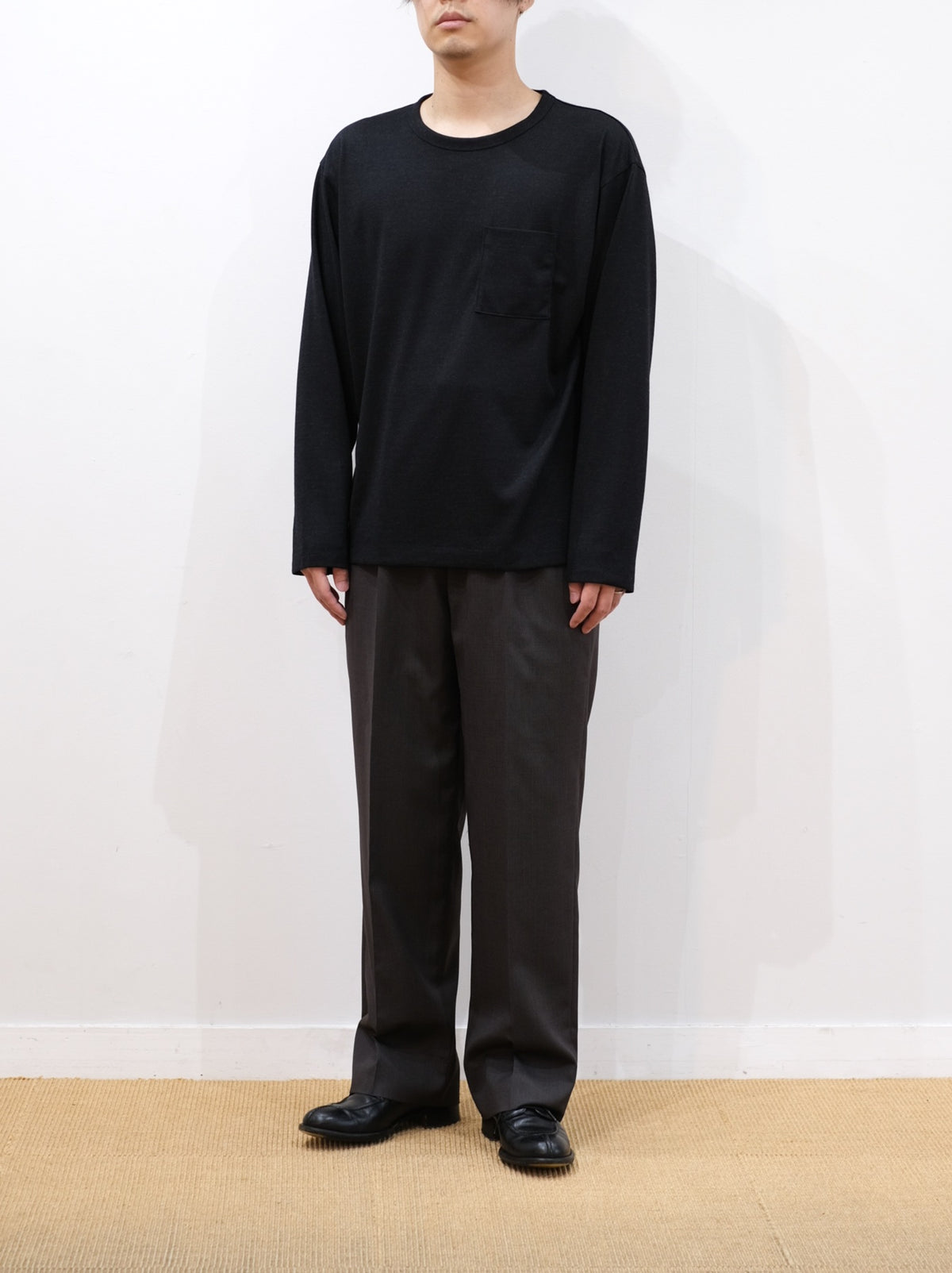 Model 170cm size S color TOP BLACK着用