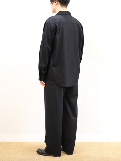 Model 170cm size M color TOP BLACK着用