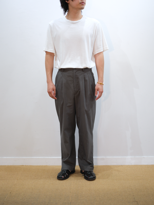 FINX COTTON VOILE LIGHT CHINO WIDE PANTS｜GRAY