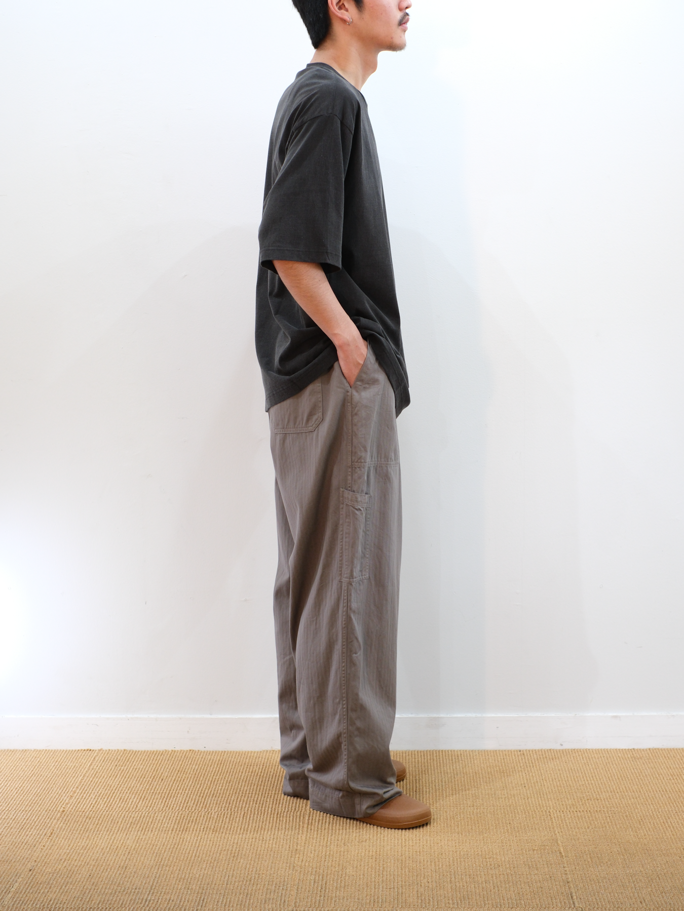 Model 170cm size S color FADED BLACK 着用