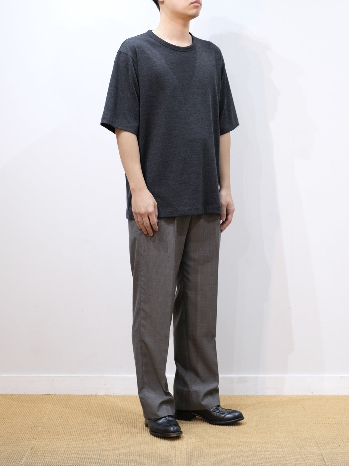 Model 170cm size M color TOP CHARCOAL着用