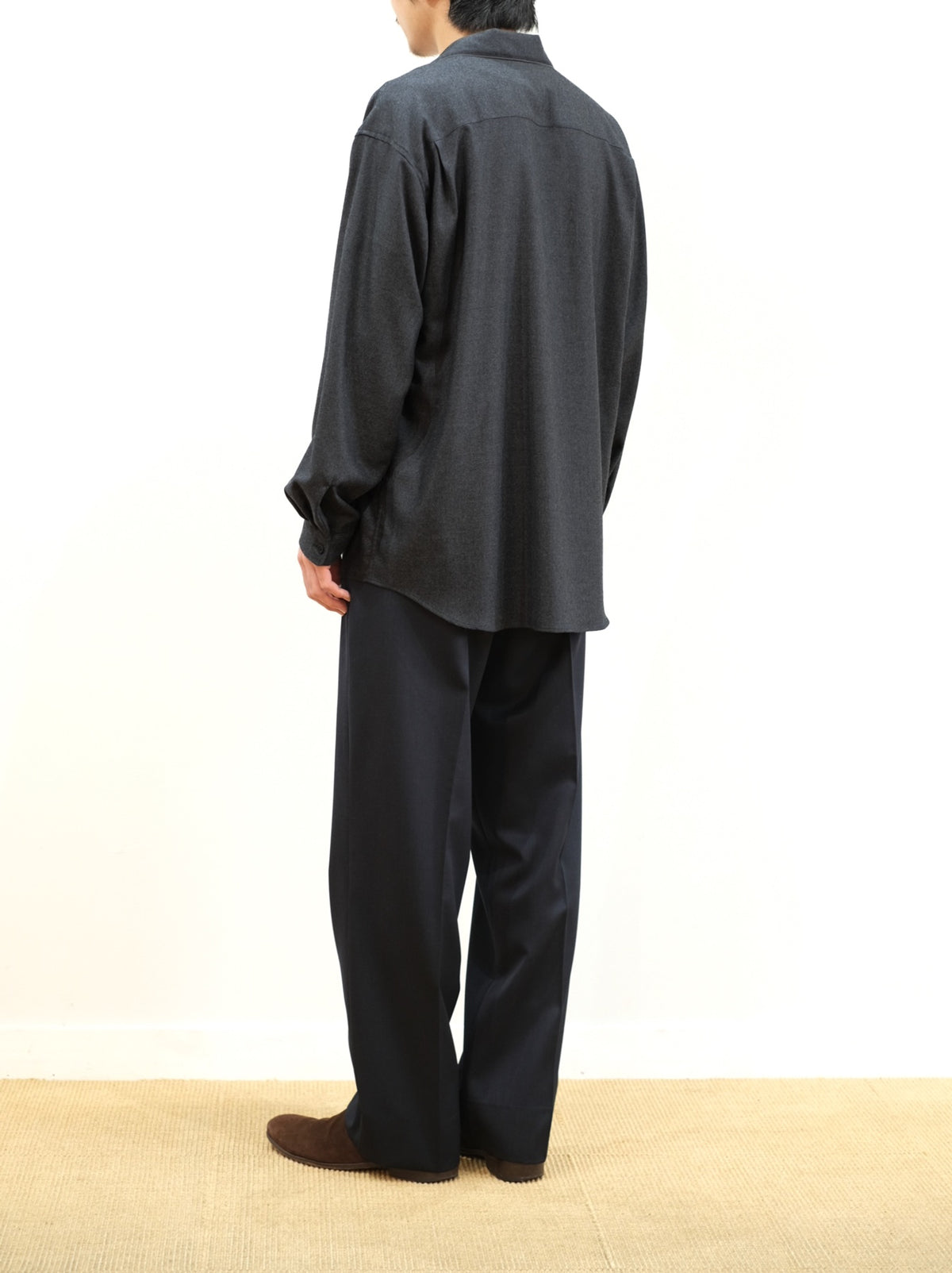 Model 175cm size M color TOP CHARCOAL着用