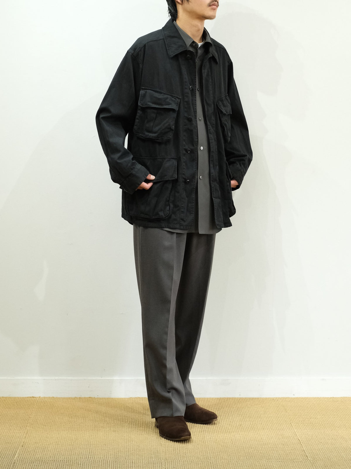 Model 175cm size L color BLACK着用