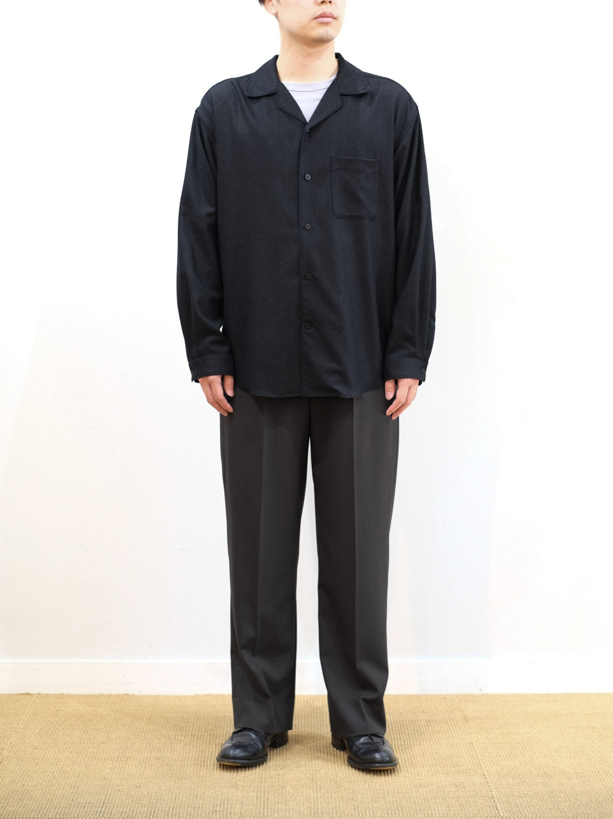 Model 170cm size M color AGED GRAY着用