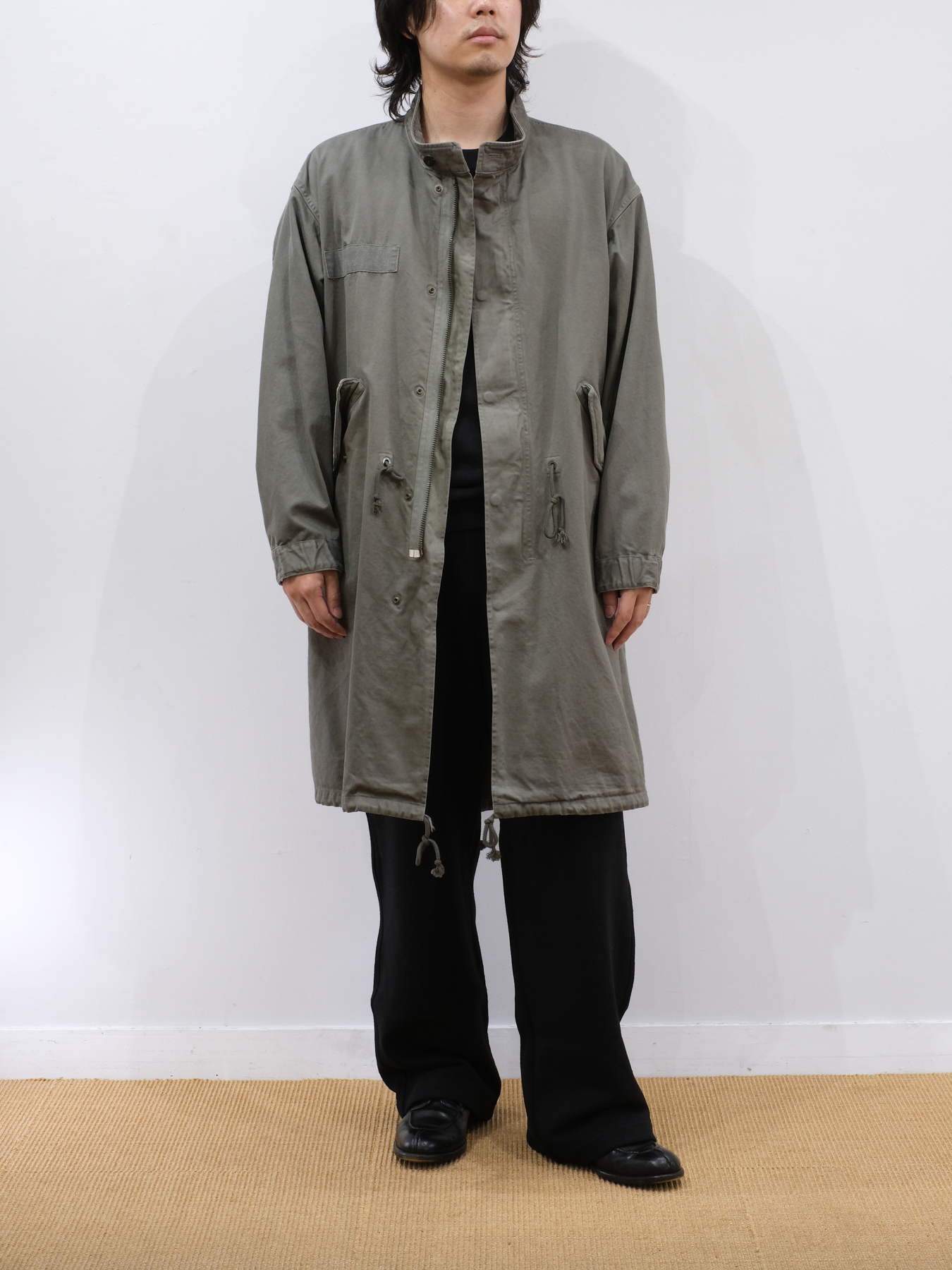 Model 170cm size S color GRAY 着用