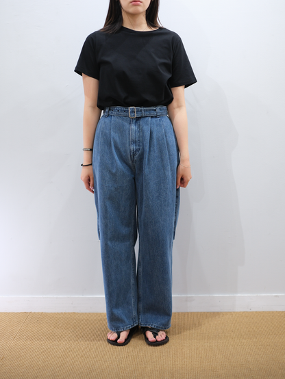 Model 159cm size S color  BLUE着用