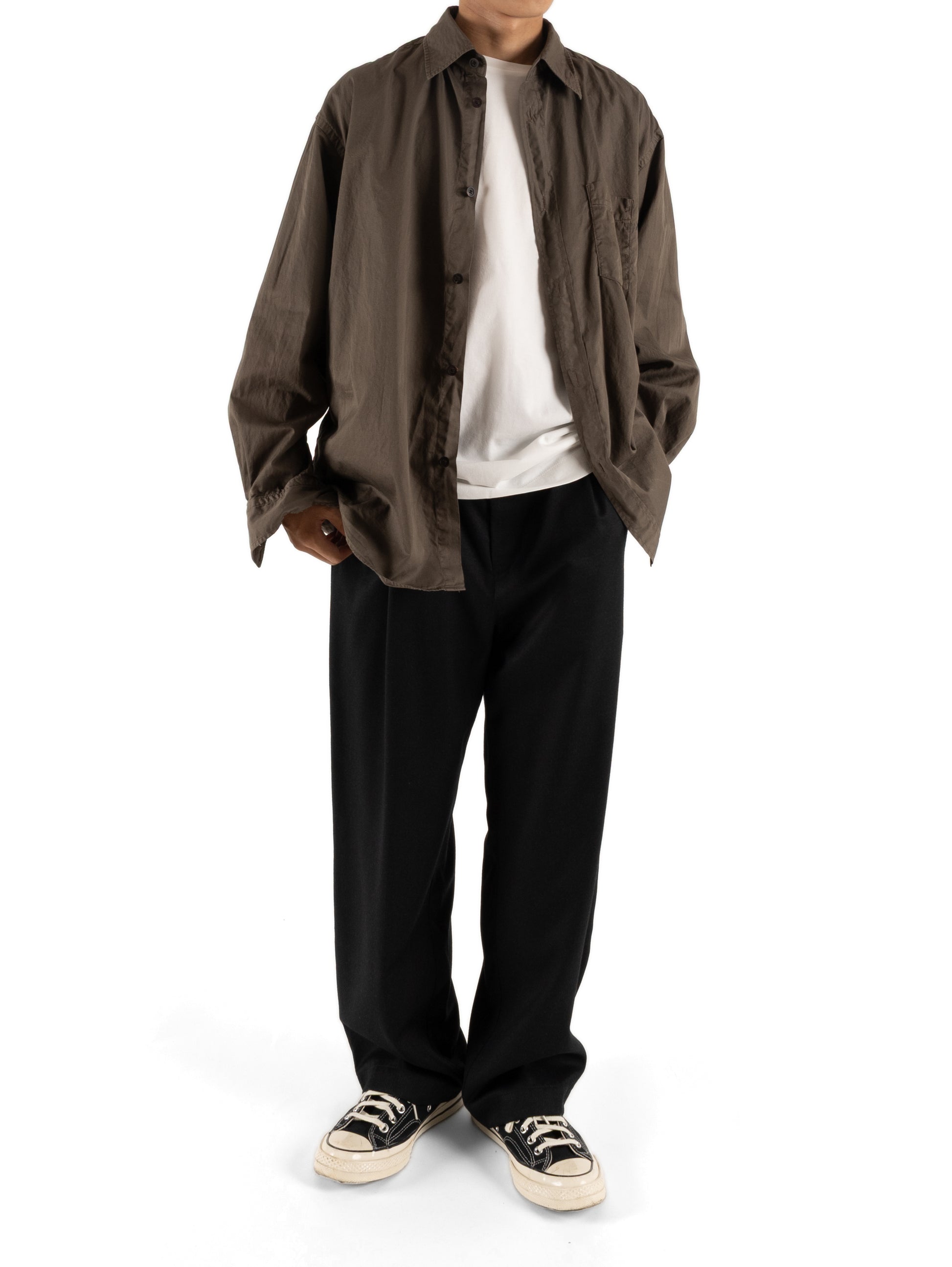 Model 164cm/52kg size S color SMOKY BROWN着用