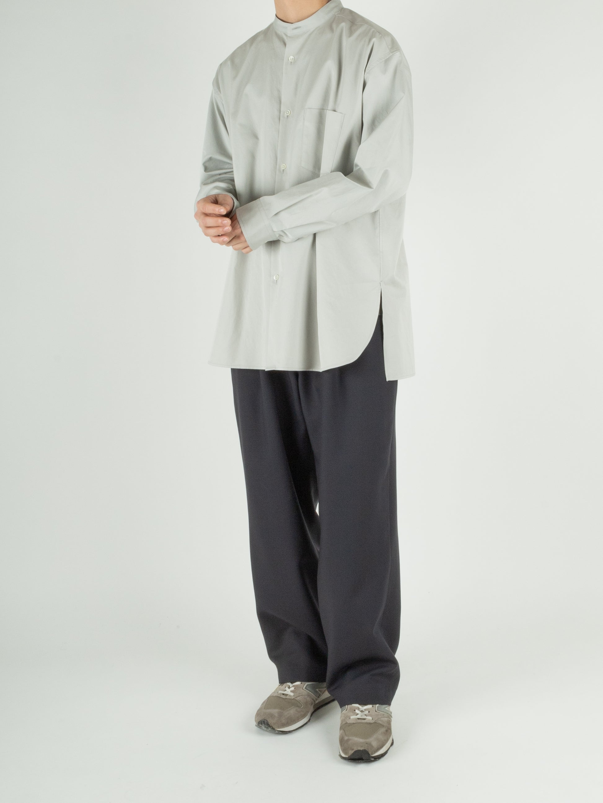 Model 176cm/62kg size L color CLOUD GRAY着用