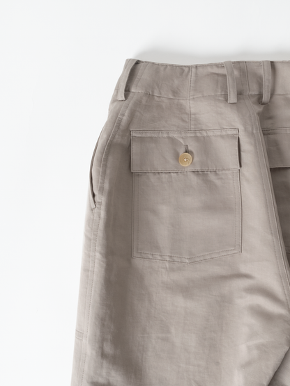 LINEN/COTTON TWILL BAKER PANTS｜BEIGE