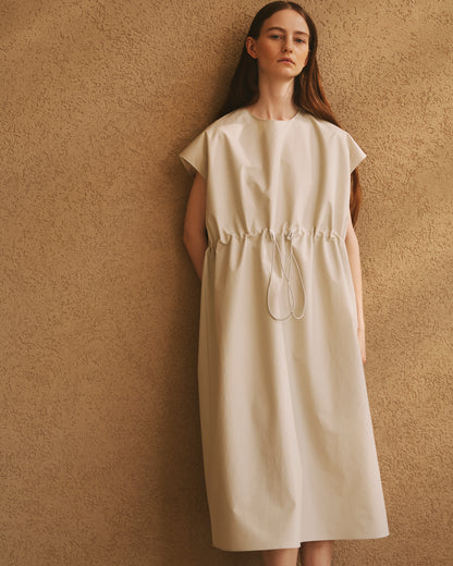 HIGH DENSITY COTTON TYPEWRITER DRESS｜LIGHT BEIGE