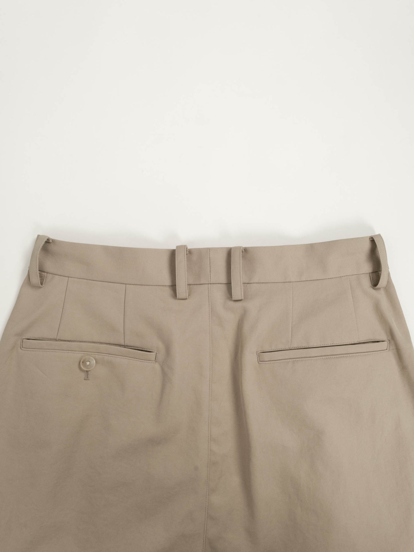 FINX COTTON GABARDINE WIDE PANTS｜BEIGE