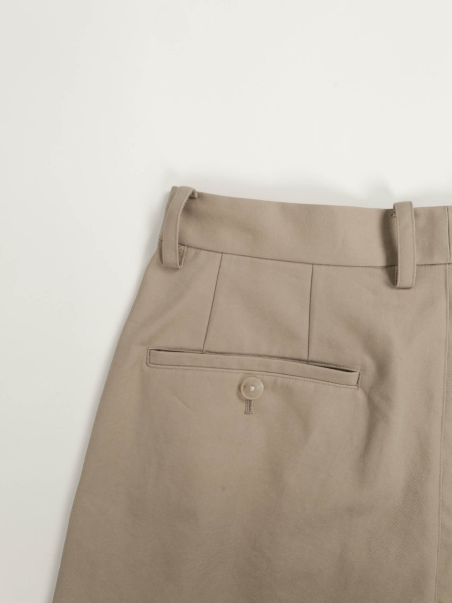 FINX COTTON GABARDINE WIDE PANTS｜BEIGE