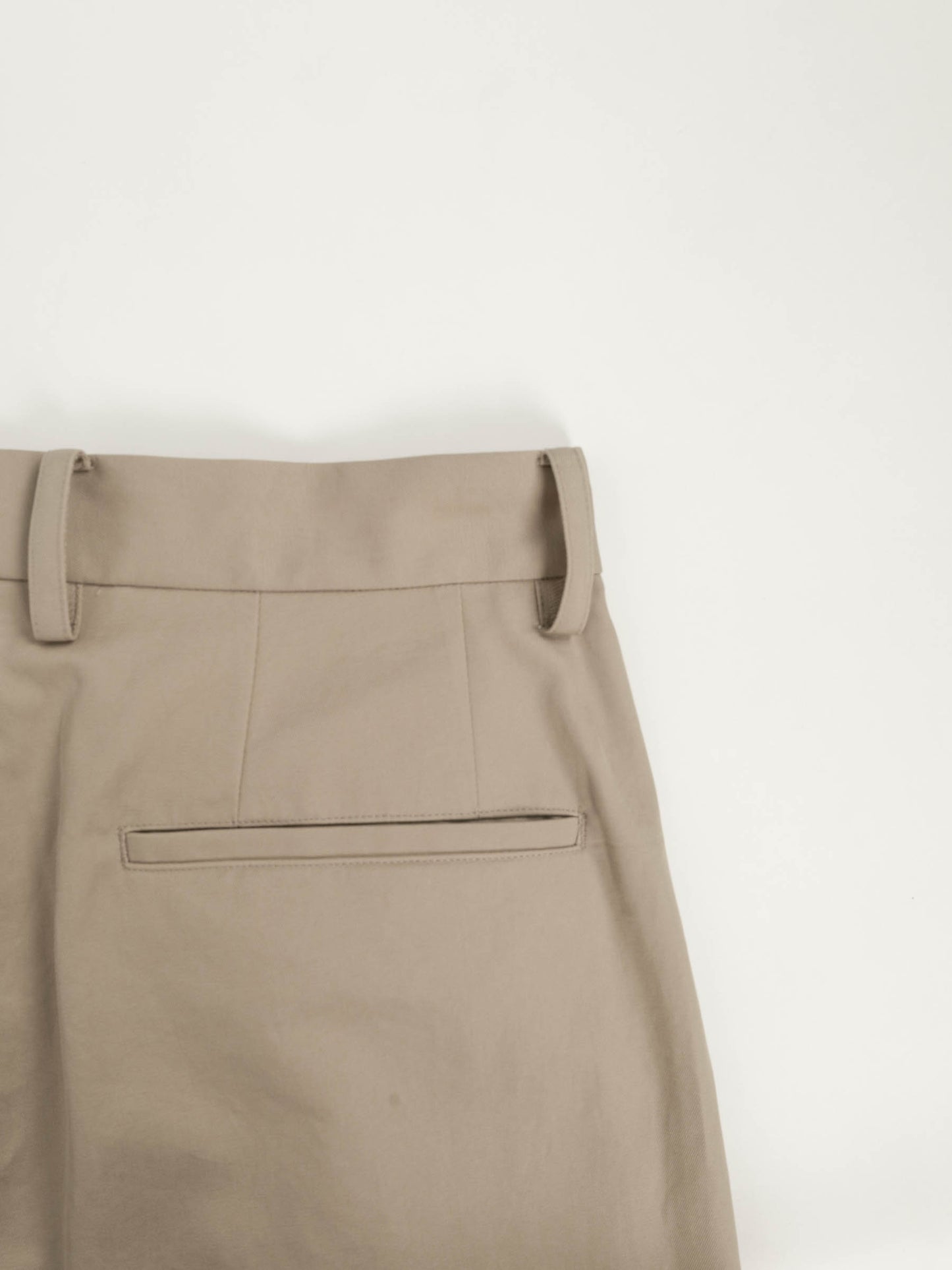 FINX COTTON GABARDINE WIDE PANTS｜BEIGE