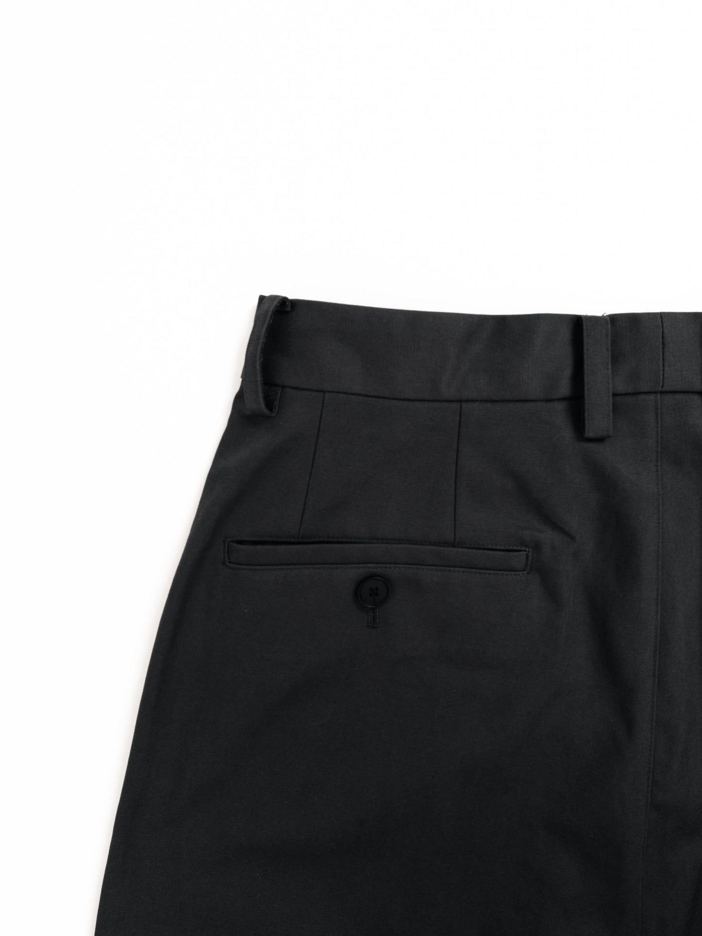 FINX COTTON GABARDINE WIDE PANTS｜GUNMETAL