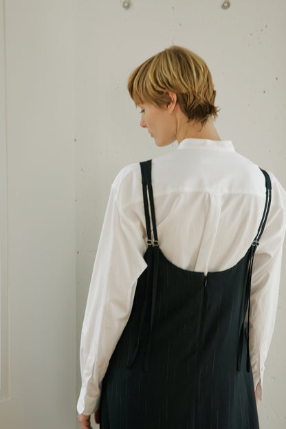 Super130's RESISTED YARN DYED WOOL GABARDINE DRESS｜BLACK