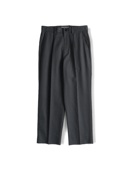 FINX COTTON GABARDINE SLACKS｜GUNMETAL