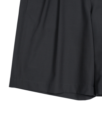 Super130's WORSTED WOOL TROPICAL SHORT PANTS｜CHARCOAL