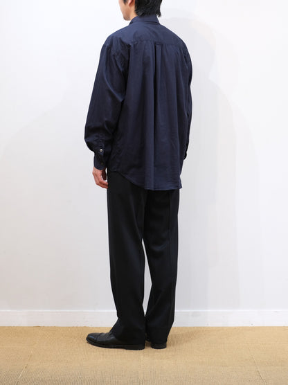 Model 175cm size M color NAVY着用