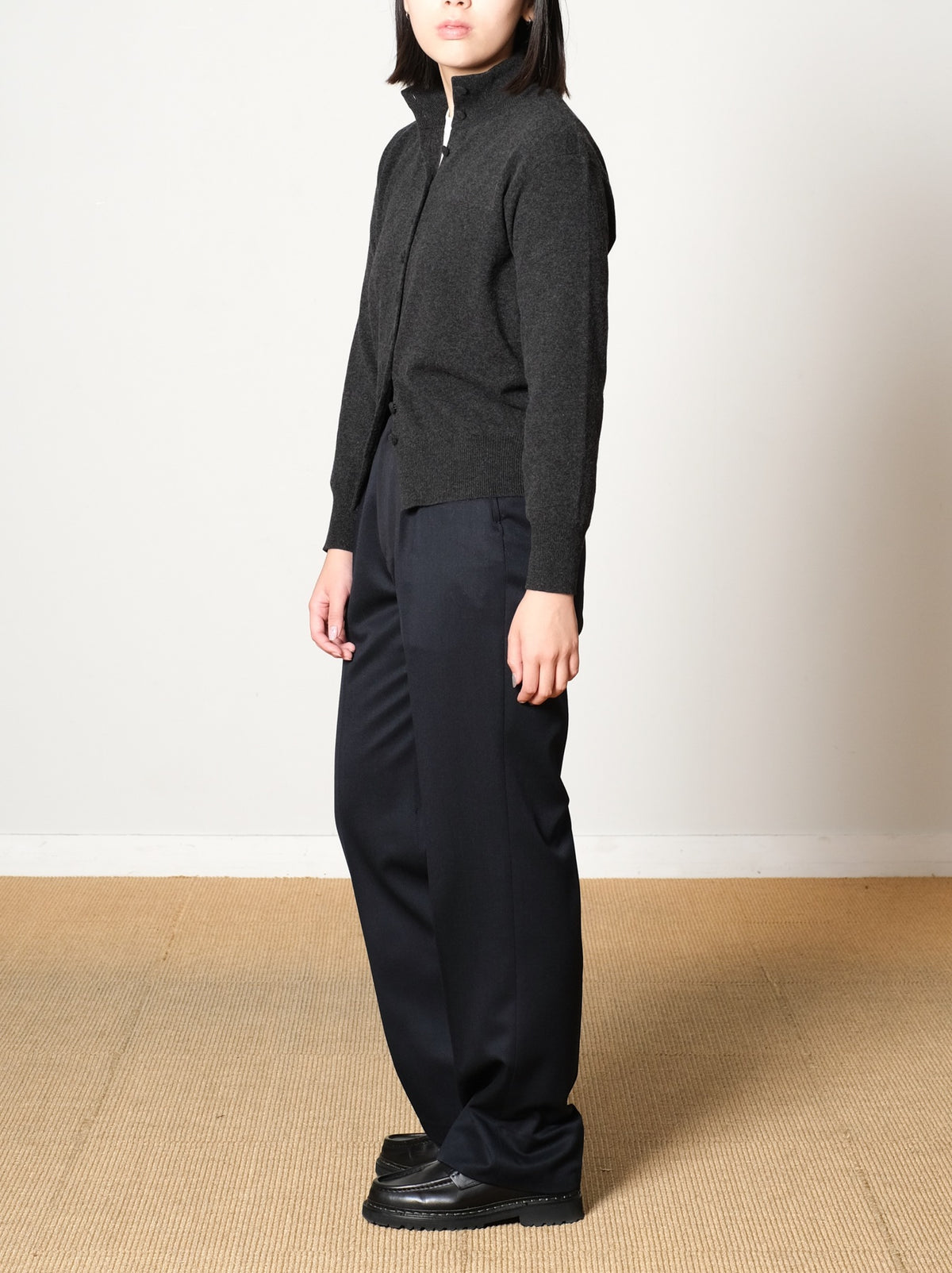 Model 159cm size S color CHARCOAL着用