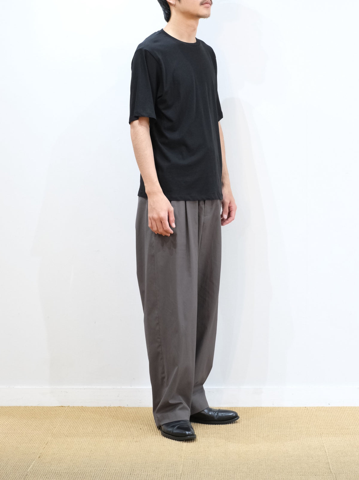 Model 175cm size S color BLACK着用