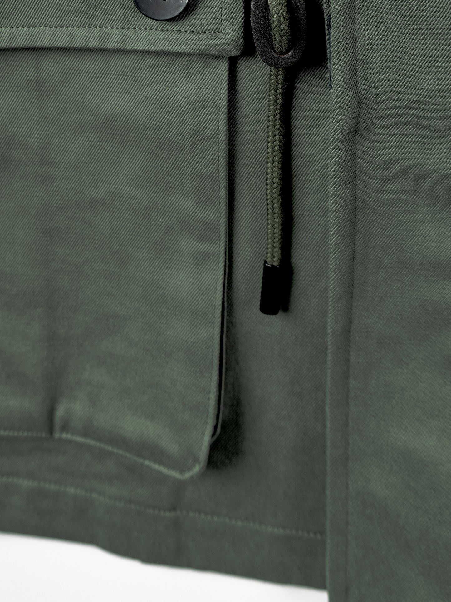 LEATHER COLLAR FINX/ZIMBABWE COTTON TWILL BLOUSON｜KHAKI