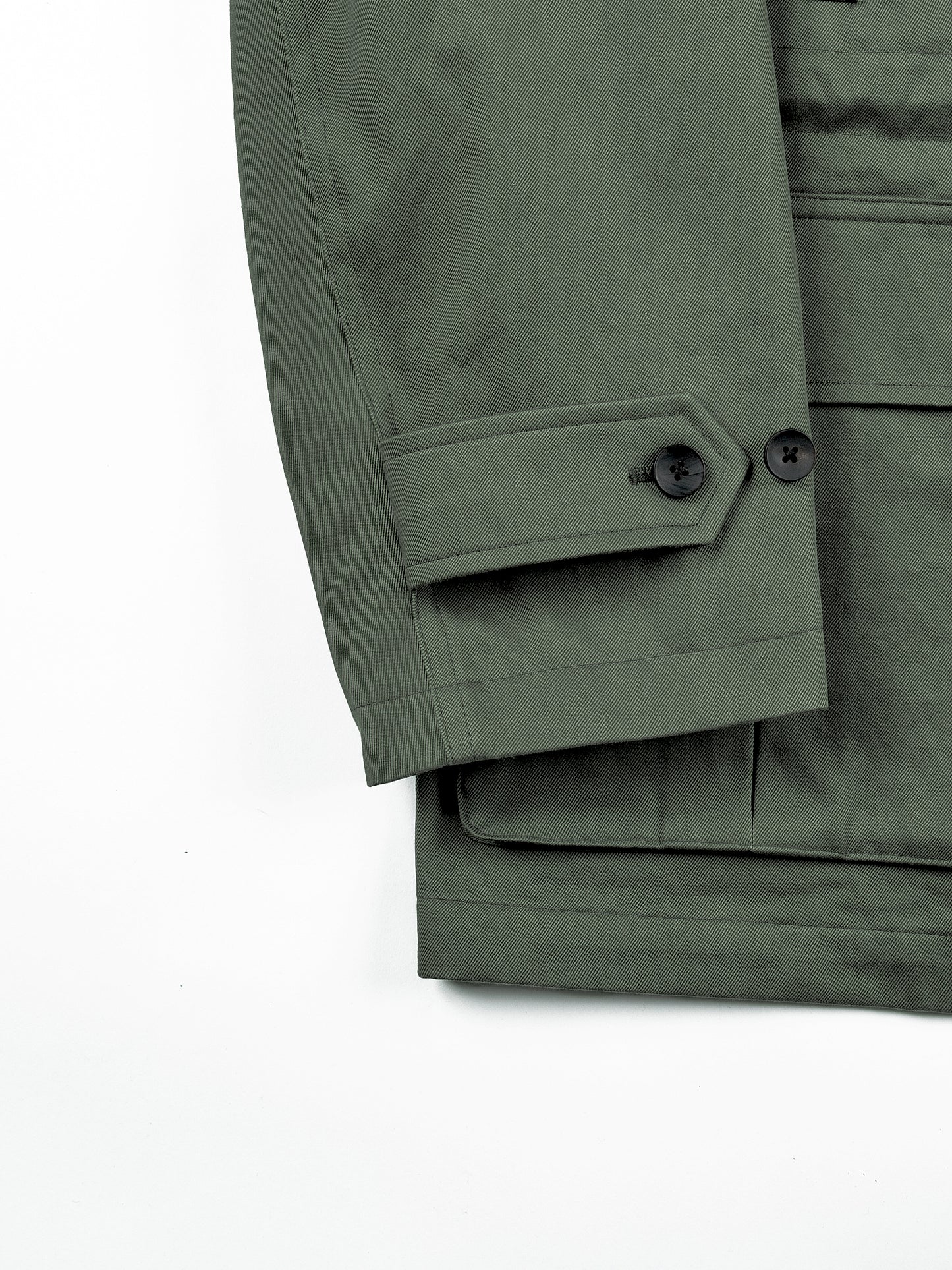 LEATHER COLLAR FINX/ZIMBABWE COTTON TWILL BLOUSON｜KHAKI