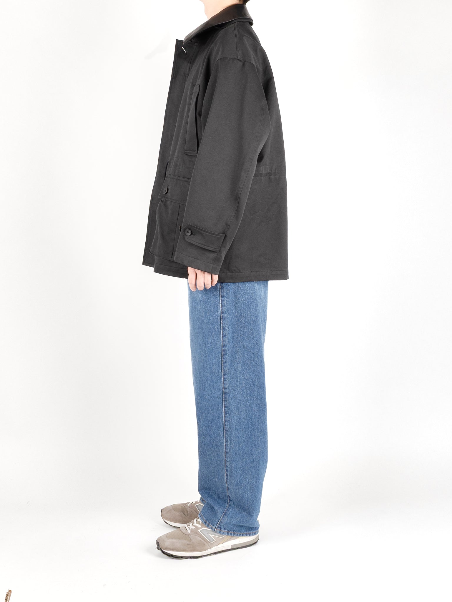 Model 176cm/62kg size M着用