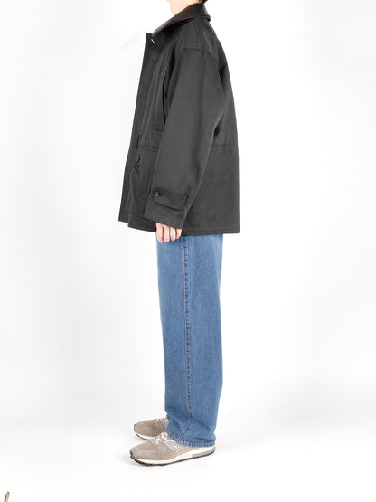 Model 176cm/62kg size M着用